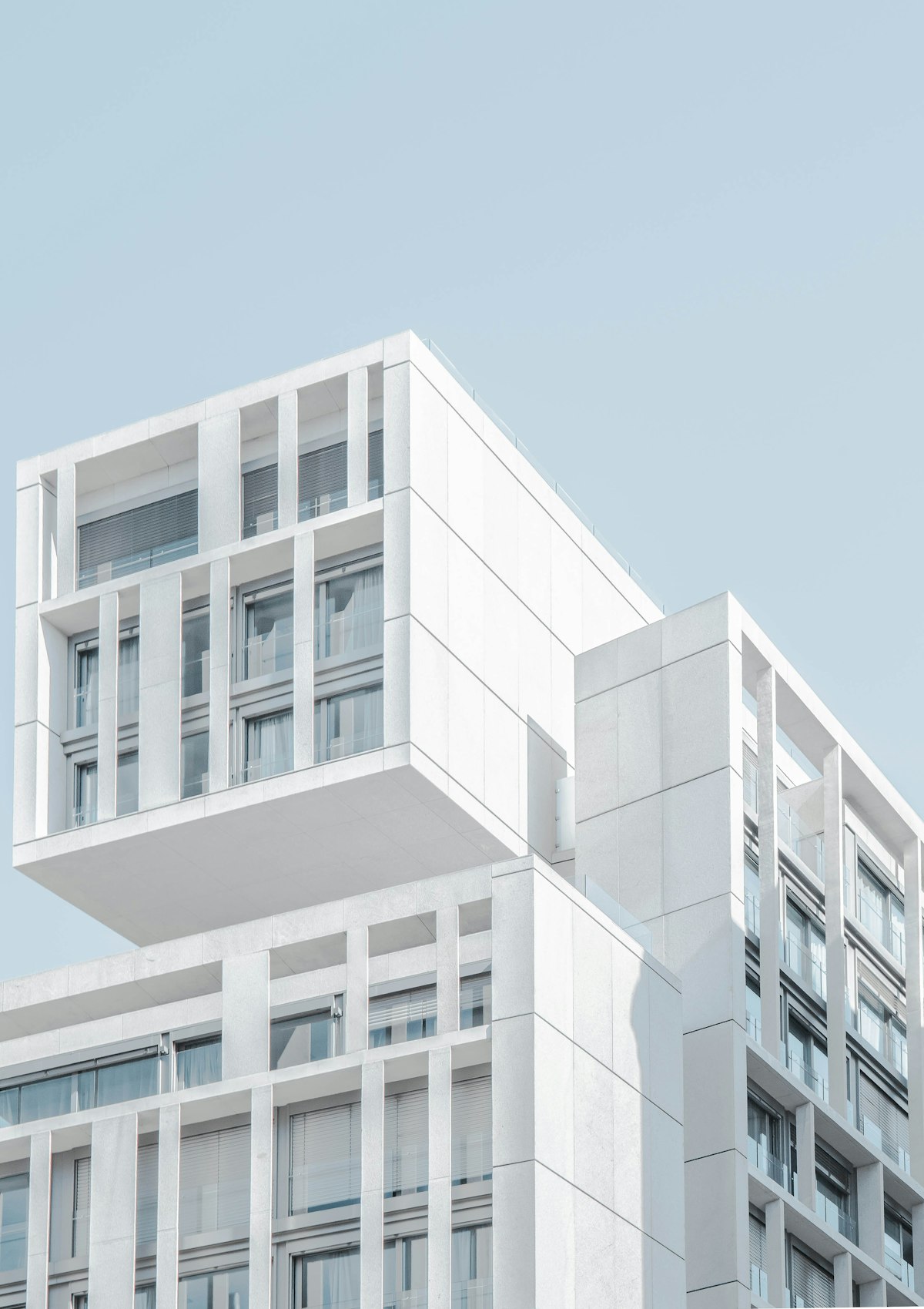Modern high-rise residential building in Santo Domingo